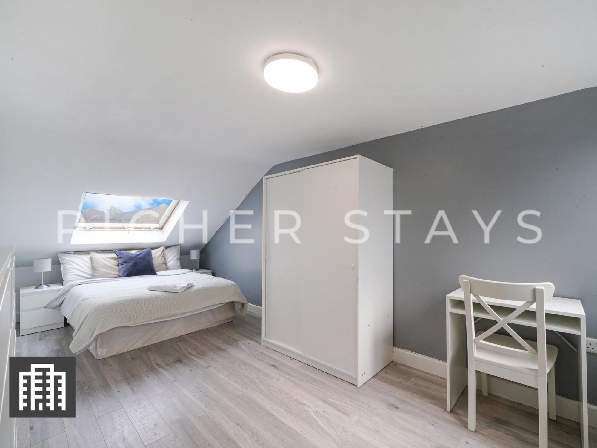 Large Home For Contractors & Families - Garden & Amenities Londres Extérieur photo